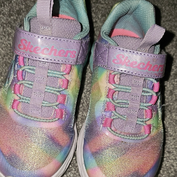 TT2🔹️Skechers Kids' Multicolor Sparkle Sneakers - Picture 7 of 8